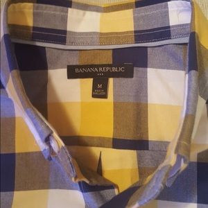 Banana Republic Button Down, Size Medium